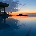 Chardonnay Guest With Great View For Nature Lovers *