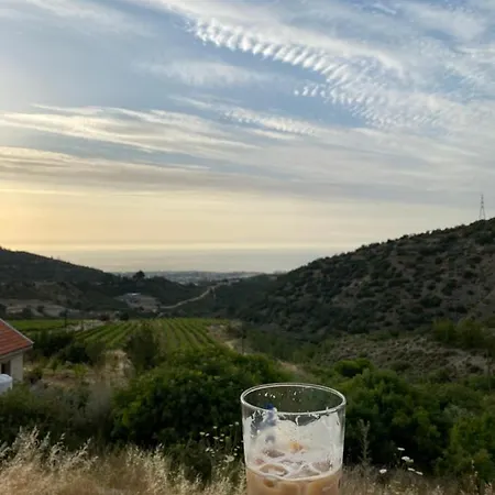 Chardonnay Guest With Great View For Nature Lovers Landsted