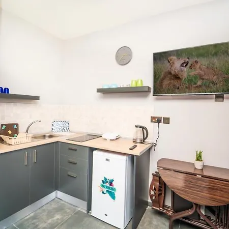 Chardonnay Guest With Great View For Nature Lovers 컨트리하우스 *