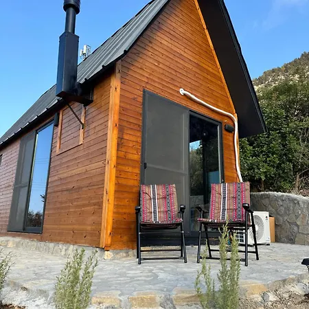 Chardonnay Guest With Great View For Nature Lovers 乡村民宿 凯里尼亚