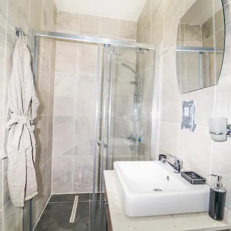 Chardonnay Guest With Great View For Nature Lovers Landsted