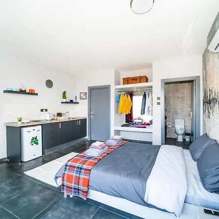 Chardonnay Guest With Great View For Nature Lovers Landsted *